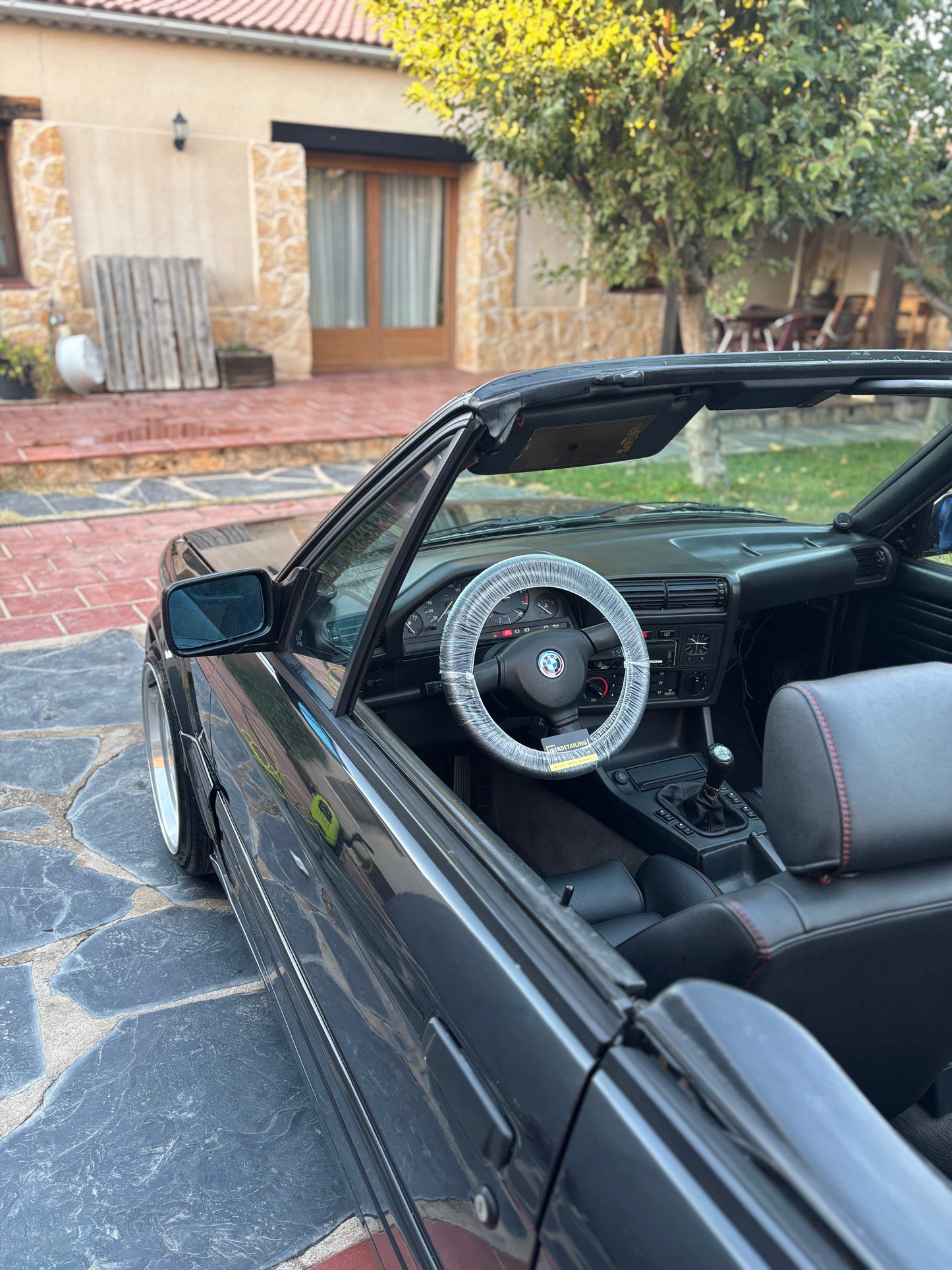 DETAILING INTERIOR